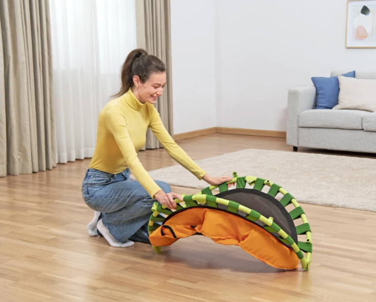טרמפולינה מתקפלת לקטנטנים עם מוט אחיזה