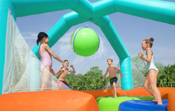 מתקן קפיצה מתנפח עם מים גדול | 53383 | פארק מים הכדור החמקמק | Bestway | .משטחי קפיצה + כדור + בריכה