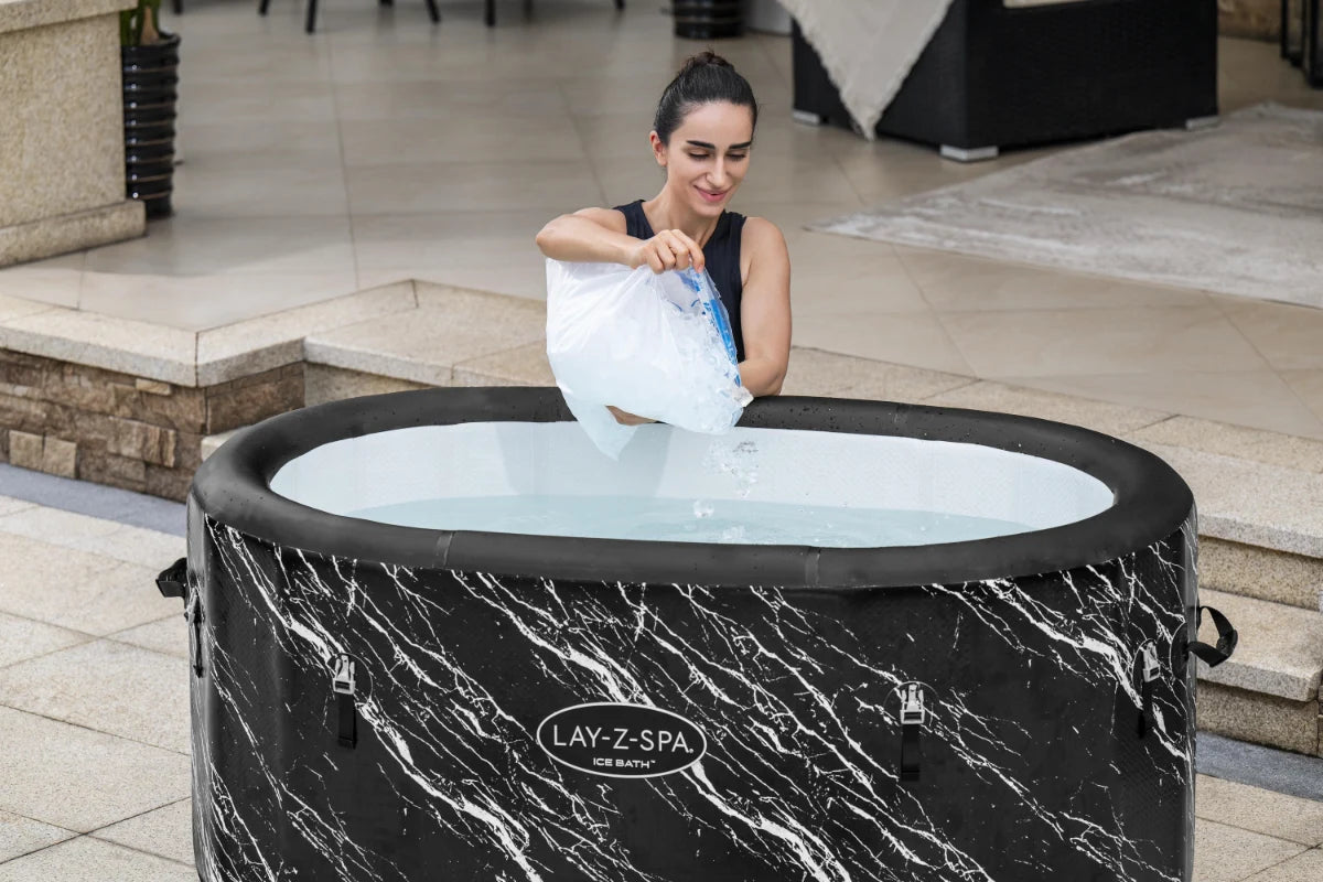 בריכת קרח מתנפחת + משאבת פילטר 330 גלון משאבת ניפוח + תיק (152X92X71 סמ) 6002Q מבית Bestway